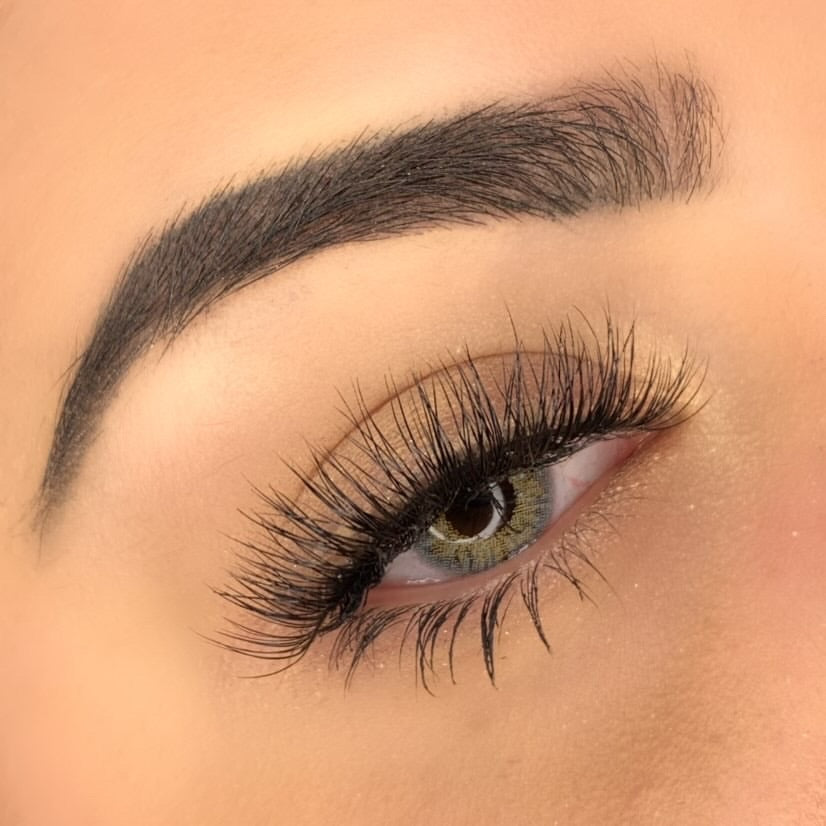 Miss Fabulashes Traci Lite Mink Lashes